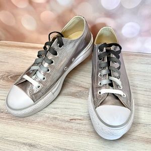 Converse Platform Metallic Pewter Sneakers, sz 7.5 Women’s